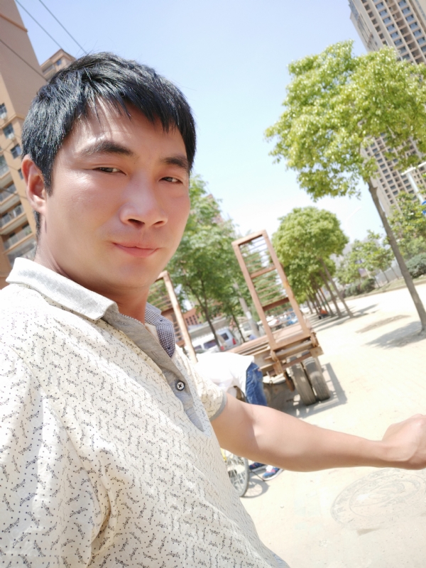 勇哥的第一张照片--南昌相亲服务中心