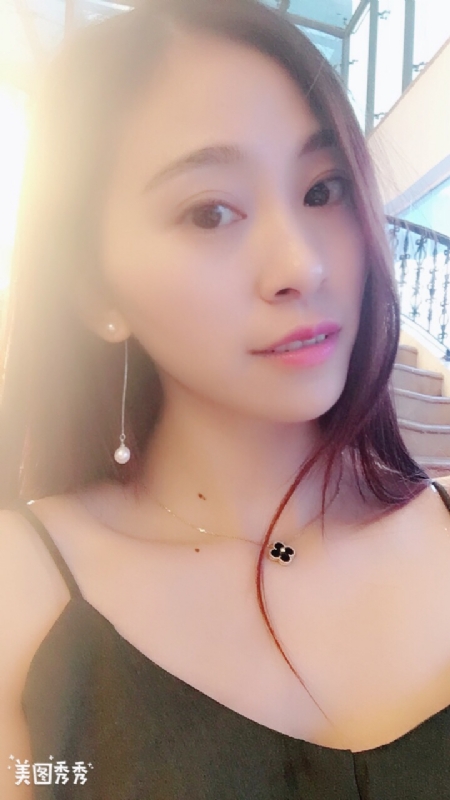 隨風的云的第一张照片--南昌相亲服务中心