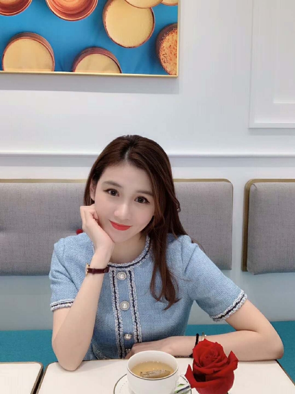 Emily的第二张照片--南昌相亲服务中心