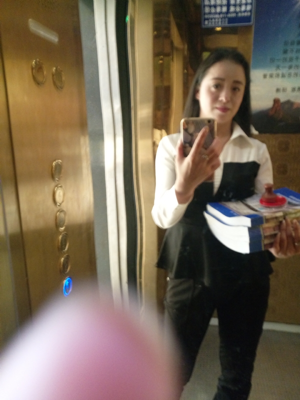 铿锵玫瑰的第一张照片--南昌相亲服务中心
