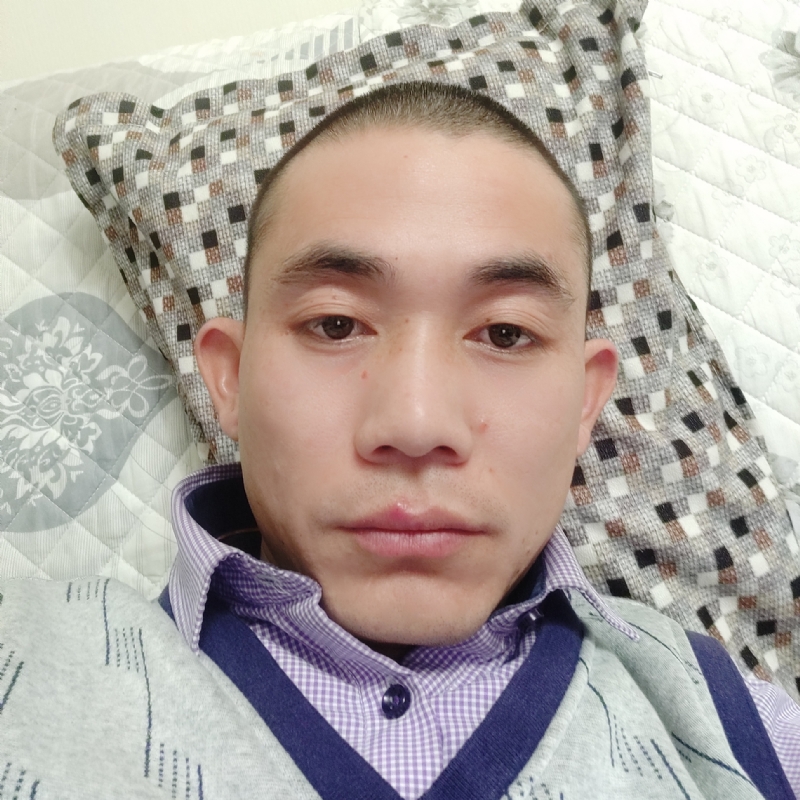 龙飞的第一张照片--南昌相亲服务中心