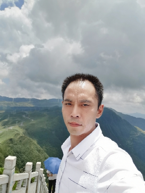 LXZ的第一张照片--南昌相亲服务中心