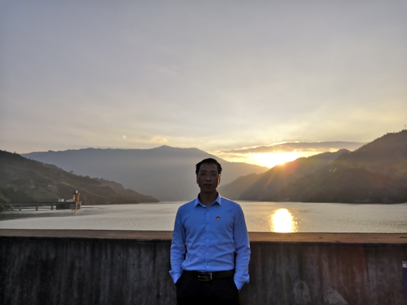 庸人自扰的第一张照片--南昌相亲服务中心