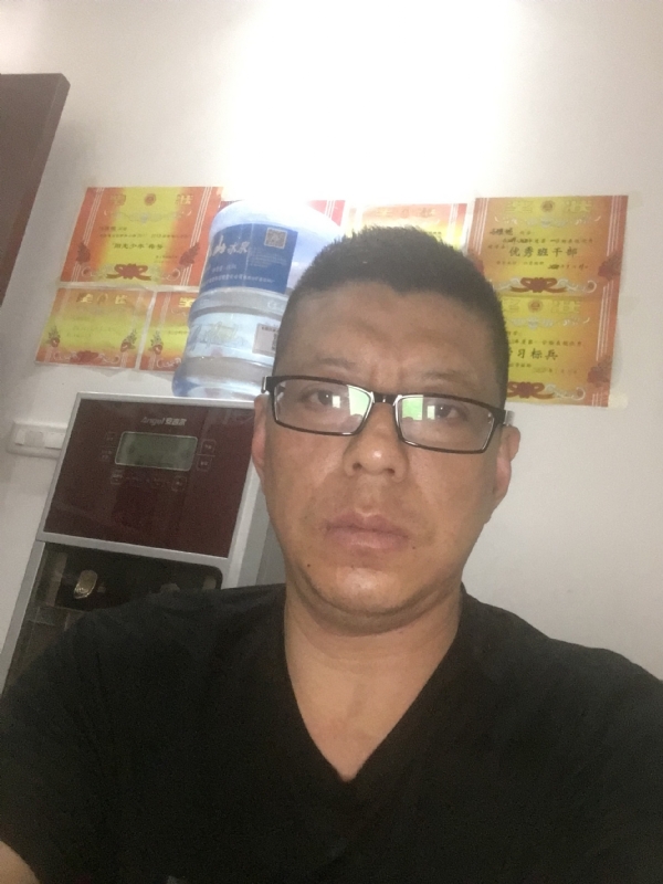 牵手的第一张照片--南昌相亲服务中心