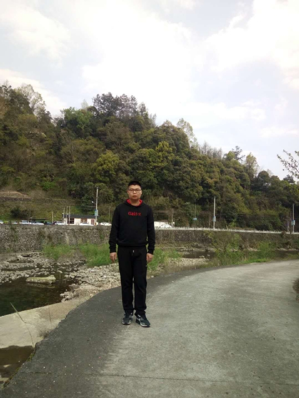 等着上钩的鱼的第二张照片--南昌相亲服务中心