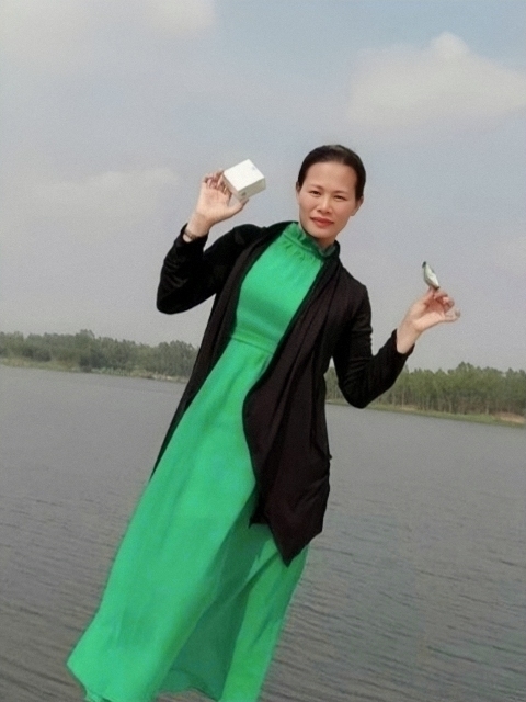 李梅的第三张照片--南昌相亲服务中心