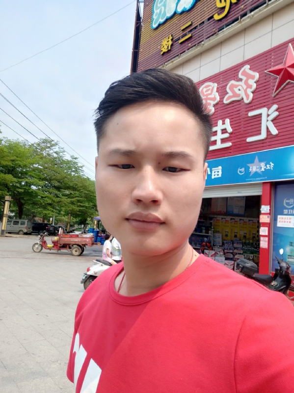 刘振军的第一张照片--南昌相亲服务中心