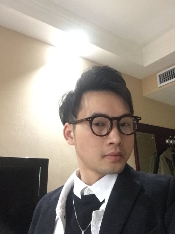 曾亮的第二张照片--南昌相亲服务中心