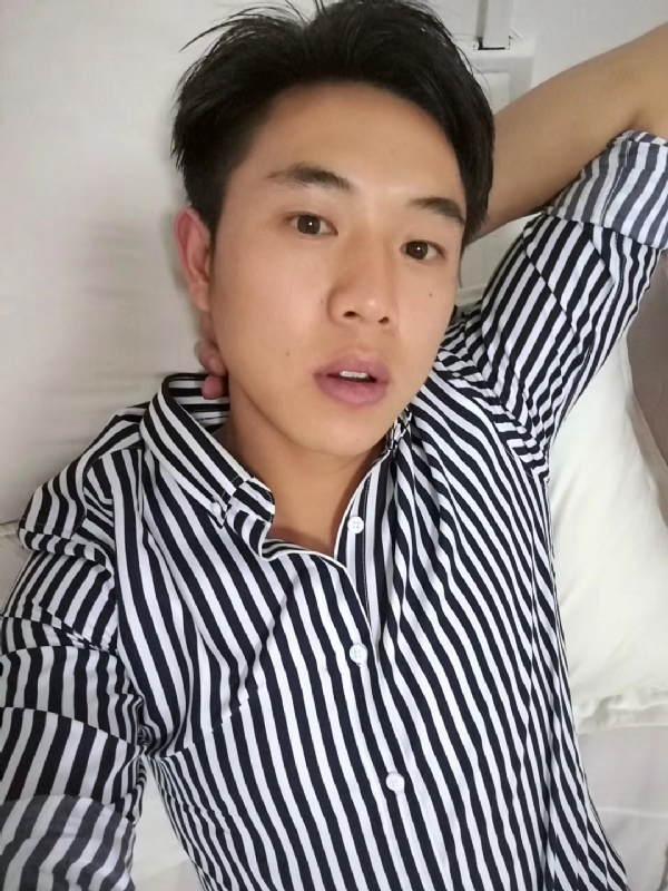 小雷的第二张照片--南昌相亲服务中心
