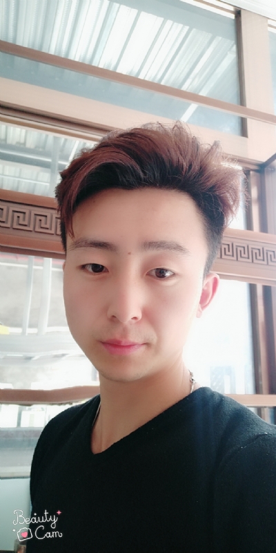拼命微笑的第二张照片--南昌相亲服务中心