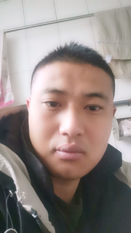 烟花再美不过瞬间的第一张照片--南昌相亲服务中心