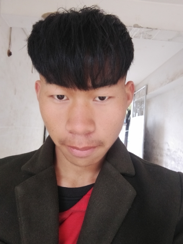 少年不在少的第一张照片--南昌相亲服务中心