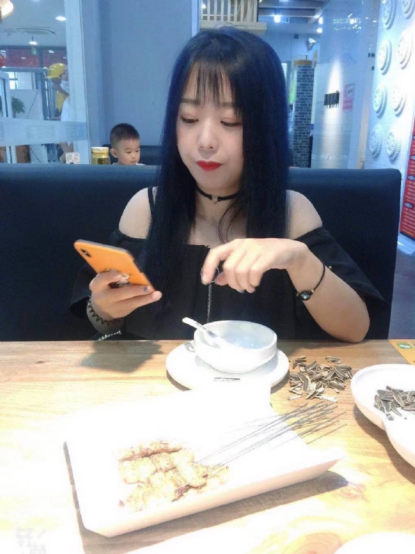程程的第一张照片--南昌相亲服务中心