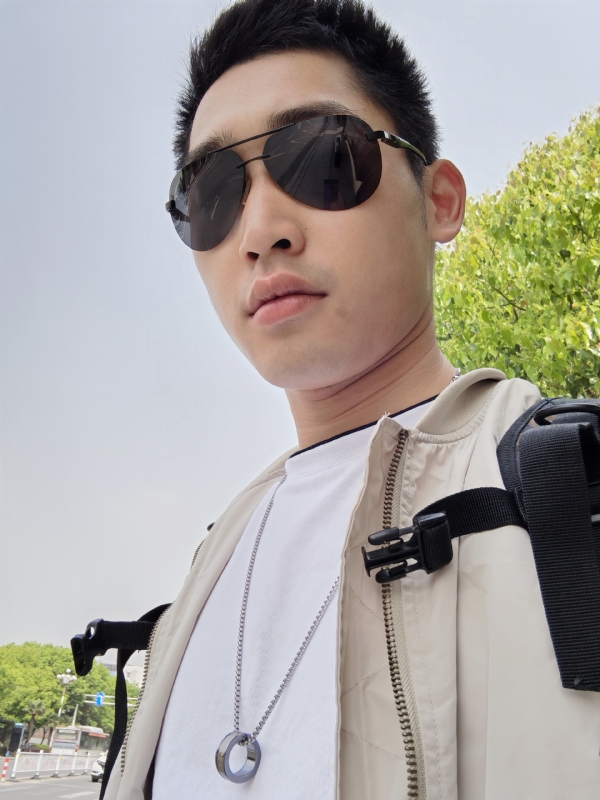 残花落陌,的第一张照片--南昌相亲服务中心