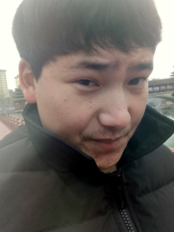 侗族青年作家超超的第二张照片--南昌相亲服务中心