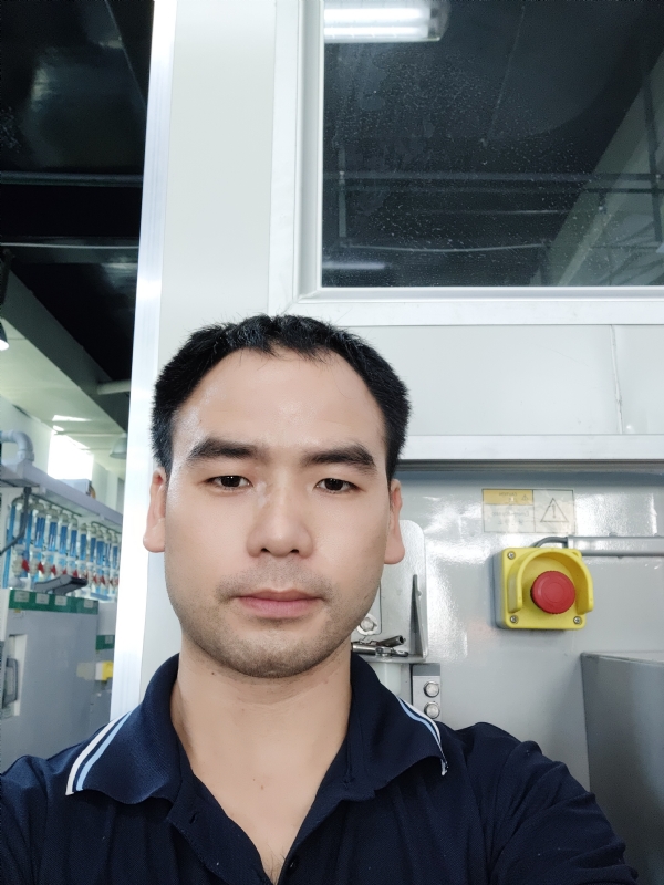 黄伟的第一张照片--南昌相亲服务中心