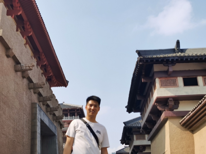 咸鱼不闲的第二张照片--南昌相亲服务中心