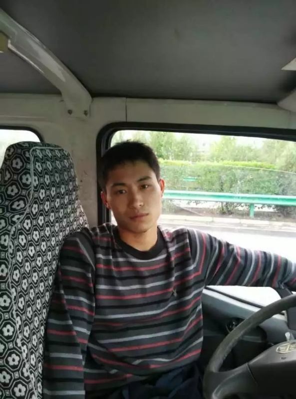 桦树林的第一张照片--南昌相亲服务中心