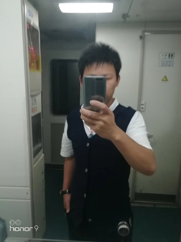 阳光下de幸福的第一张照片--南昌相亲服务中心