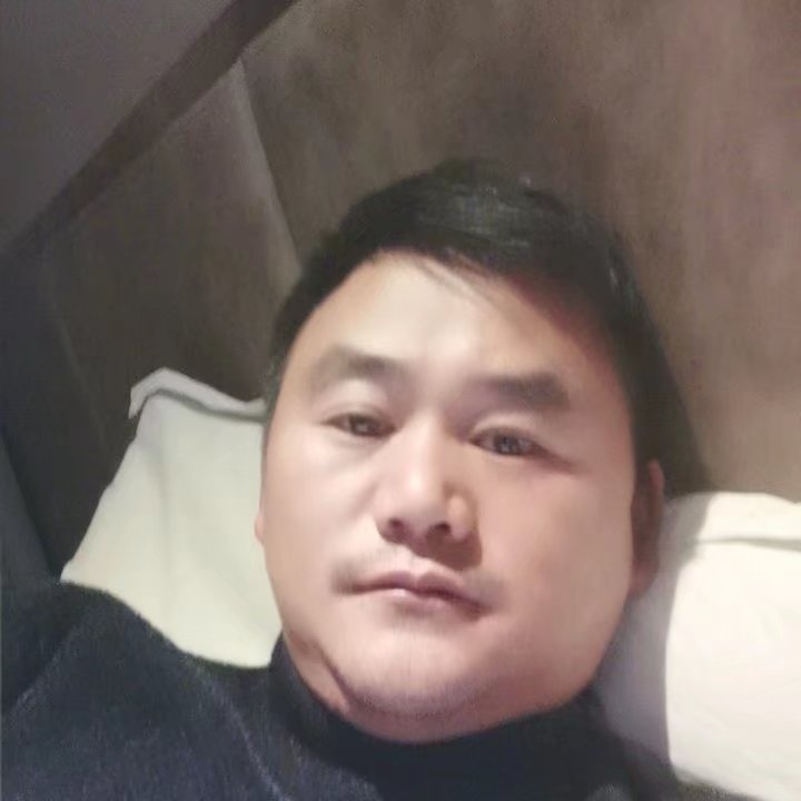 奔跑的第二张照片--南昌相亲服务中心