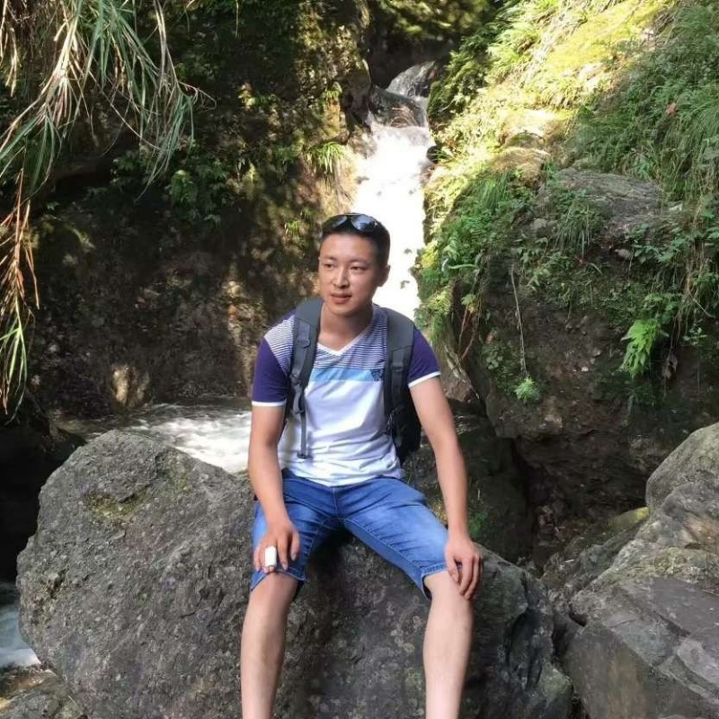 人杰地也灵的第一张照片--南昌相亲服务中心