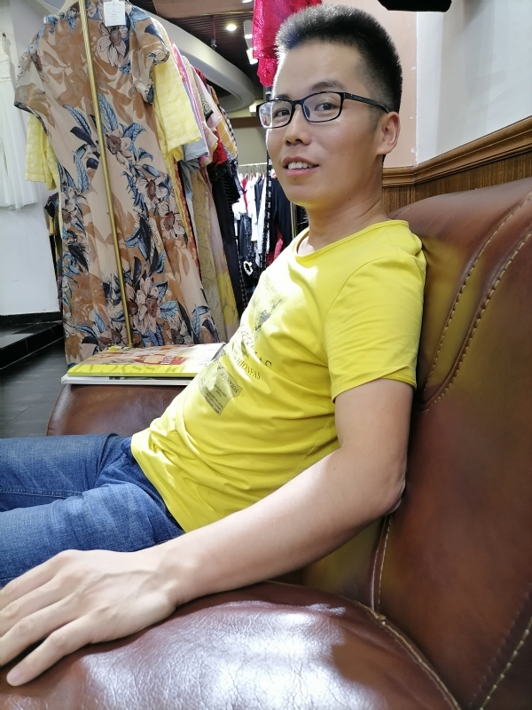 汪顺鹏的第一张照片--南昌相亲服务中心