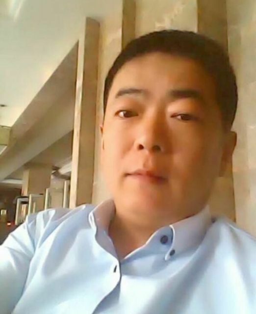 落叶随风的第一张照片--南昌相亲服务中心