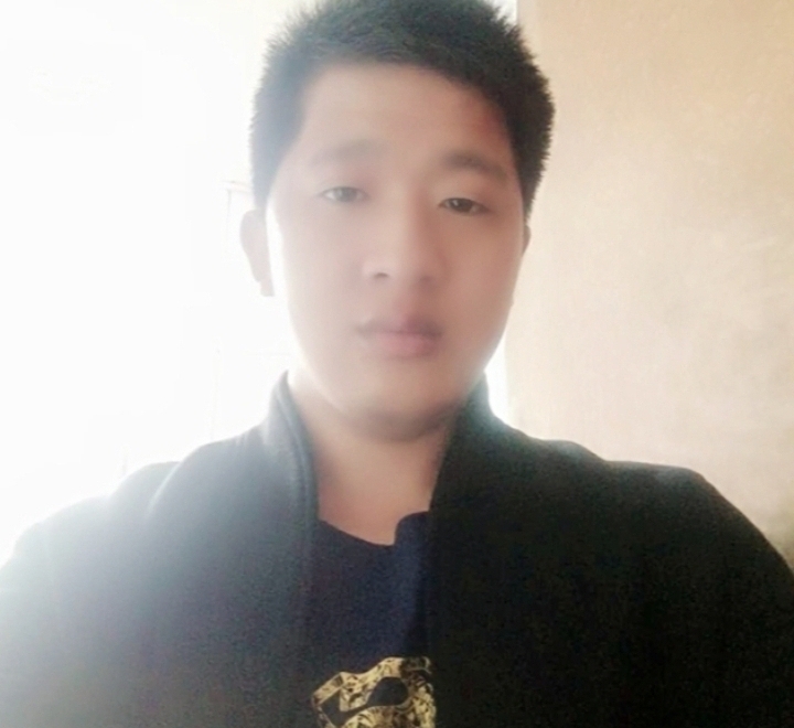形影不离的第一张照片--南昌相亲服务中心