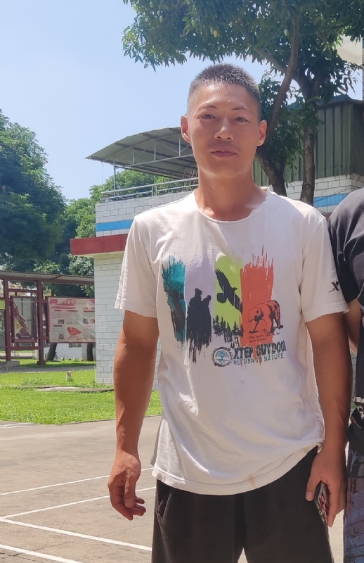 孤鹰的第一张照片--南昌相亲服务中心