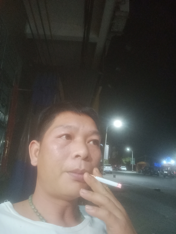 善解人意的第一张照片--南昌相亲服务中心