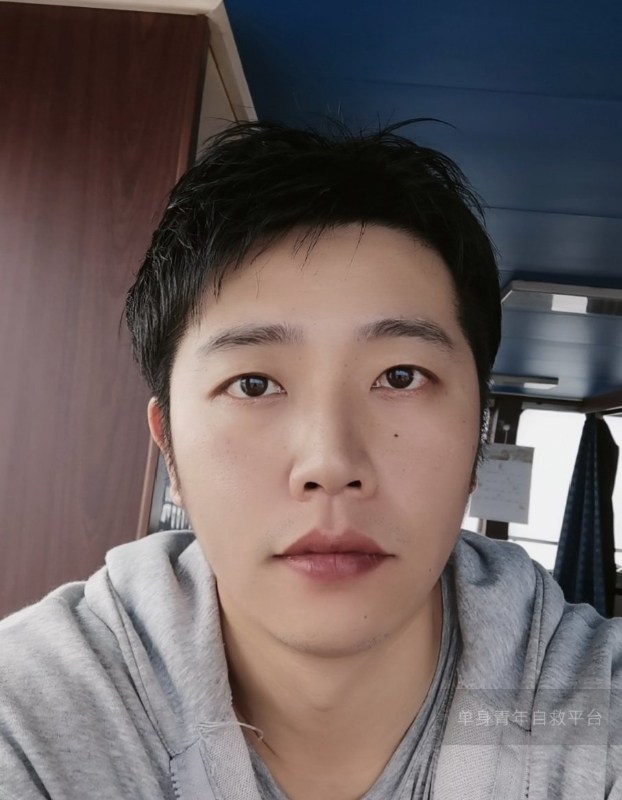 不太帅的男人的第一张照片--南昌相亲服务中心