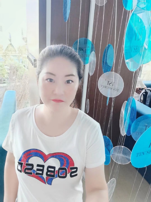 巷子里的童年的第一张照片--南昌相亲服务中心