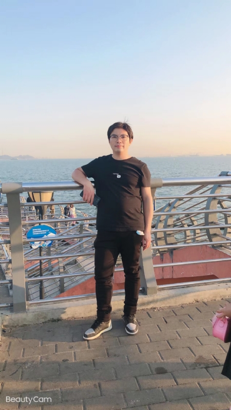 陆迅的第二张照片--南昌相亲服务中心