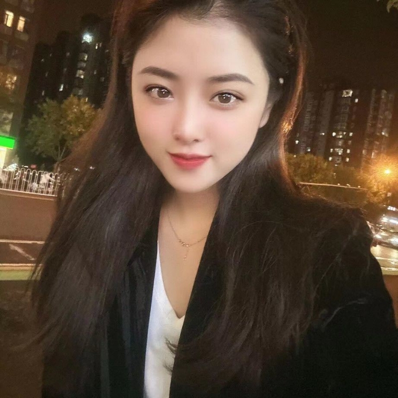 爱笑的微微的第一张照片--南昌相亲服务中心