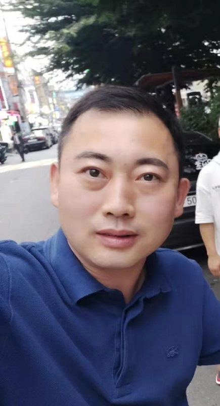 李龙的第二张照片--南昌相亲服务中心