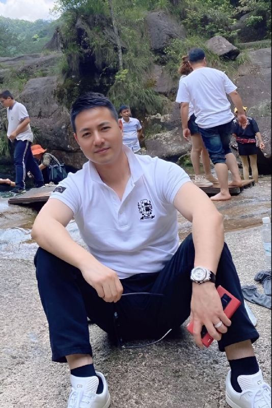 勿忘初心的第三张照片--南昌相亲服务中心