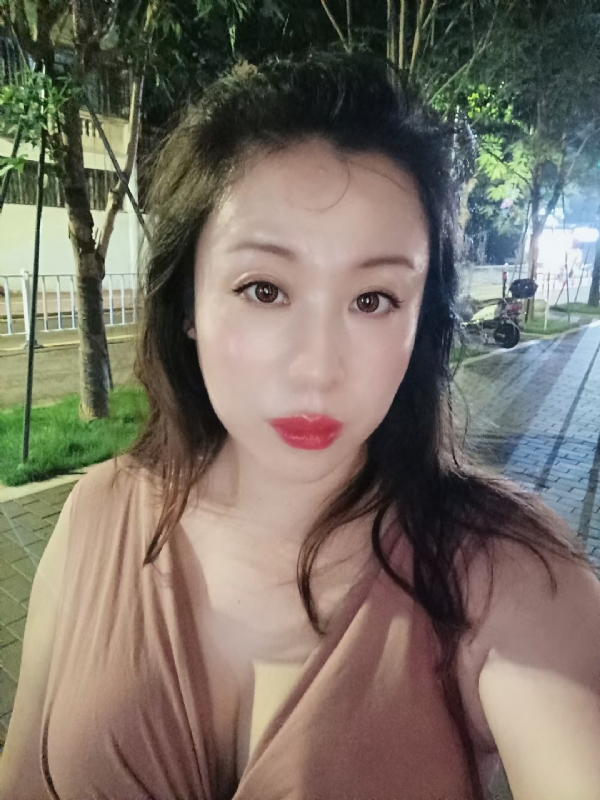 叶子青青的第一张照片--南昌相亲服务中心