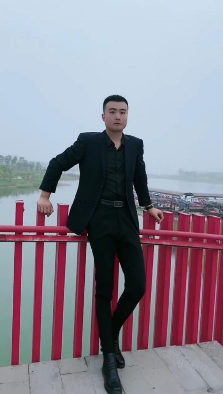 Albert的第一张照片--南昌相亲服务中心