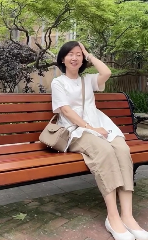 千年老母猪的第五张照片--南昌相亲服务中心