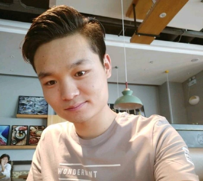 裴海洋的第一张照片--南昌相亲服务中心