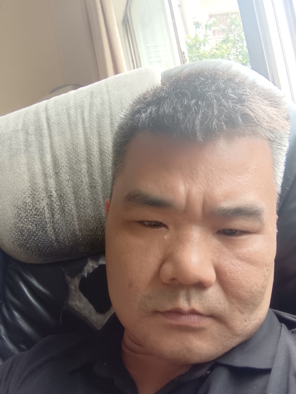 路人的第一张照片--南昌相亲服务中心