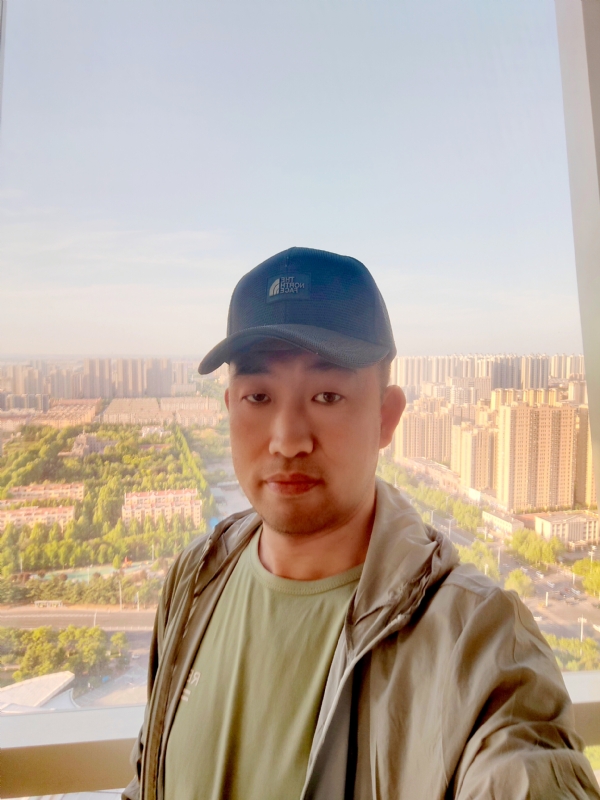 勇攀高峰的第一张照片--南昌相亲服务中心