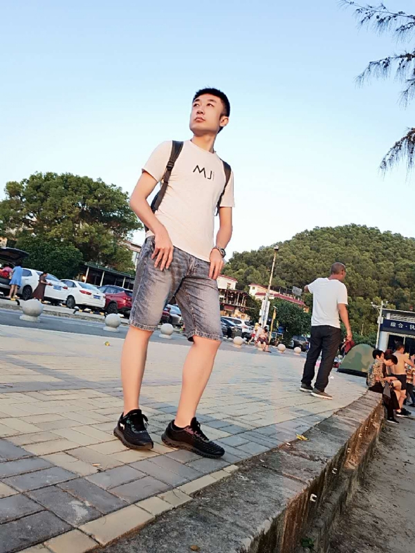 俊皓的第二张照片--南昌相亲服务中心