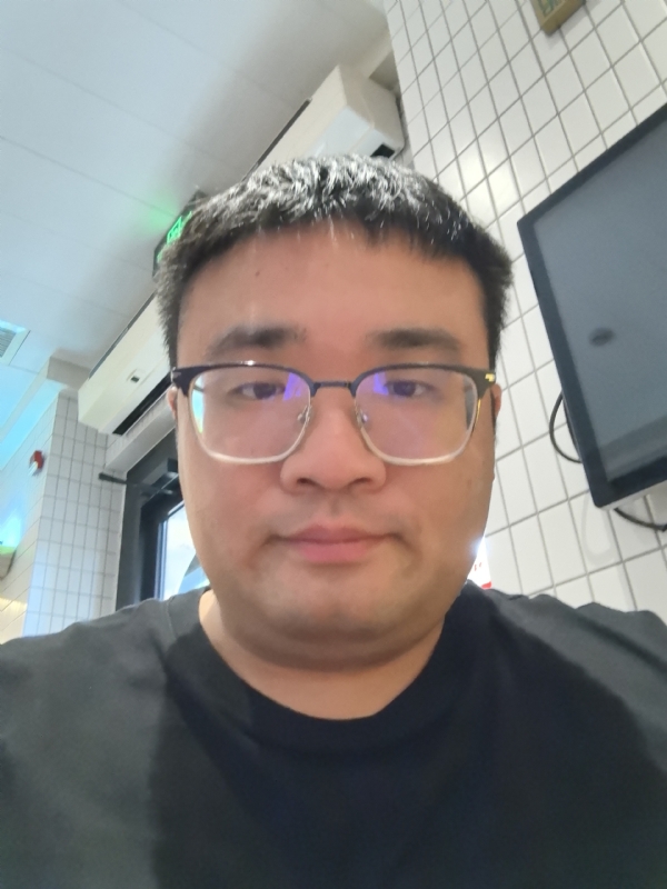 君临天下的第三张照片--南昌相亲服务中心