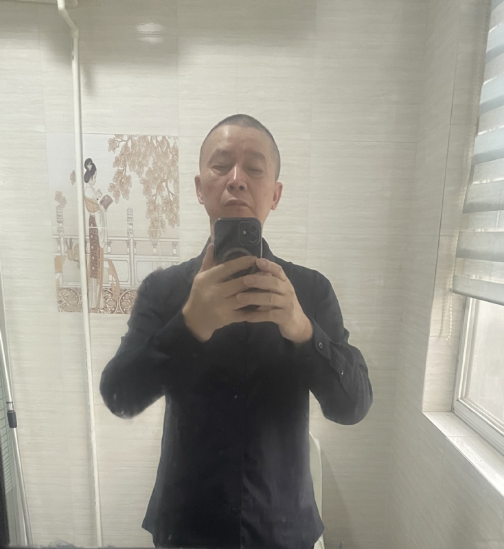 荣哥的第一张照片--南昌相亲服务中心