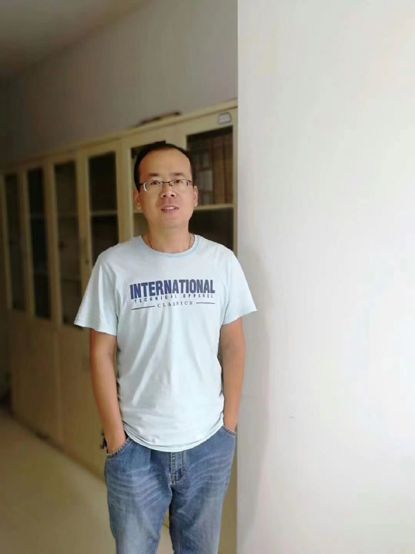 黄土麦田的第一张照片--南昌相亲服务中心