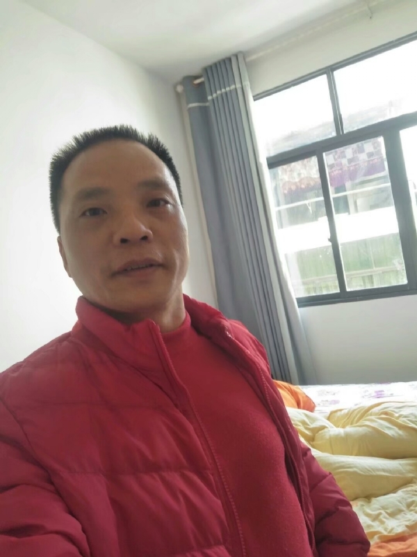 真诚征婚的第一张照片--南昌相亲服务中心