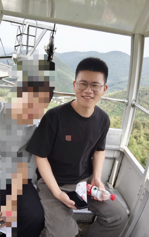 奔奔笨笨的第一张照片--南昌相亲服务中心