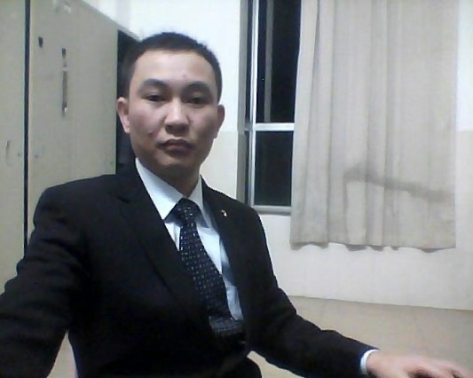 诚恳的大叔的第一张照片--南昌相亲服务中心